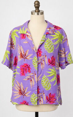 Clio Women's LARGE Hawaiian Aloha Top Purple Tropical Floral Shell Button Laua